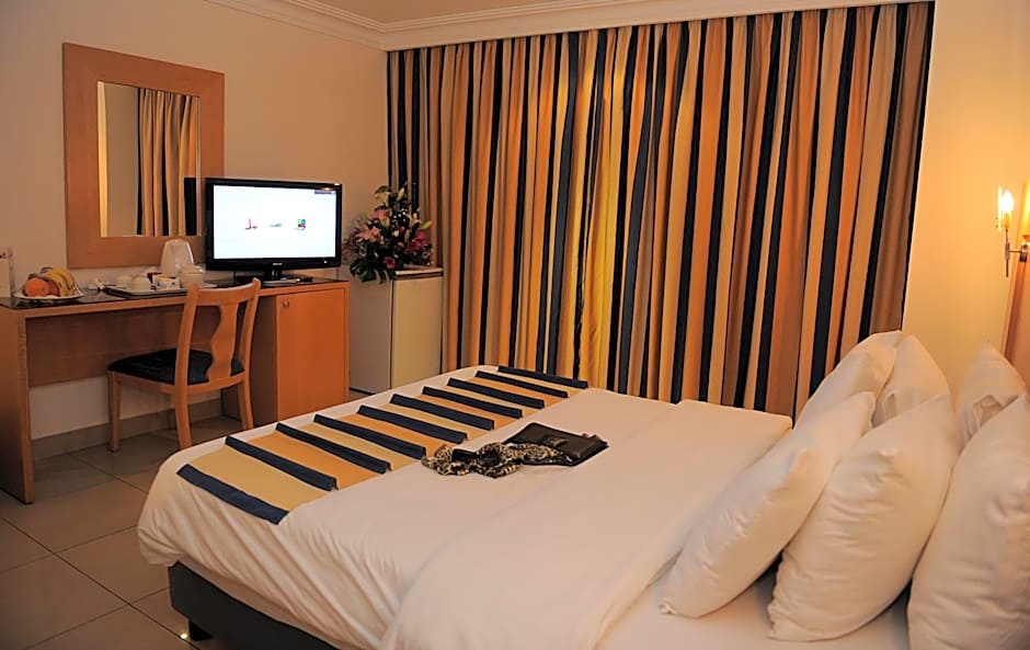 Mina Hotel