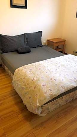 Vancouver Backpacker House - 10 min walk to Metrotown skytrain station