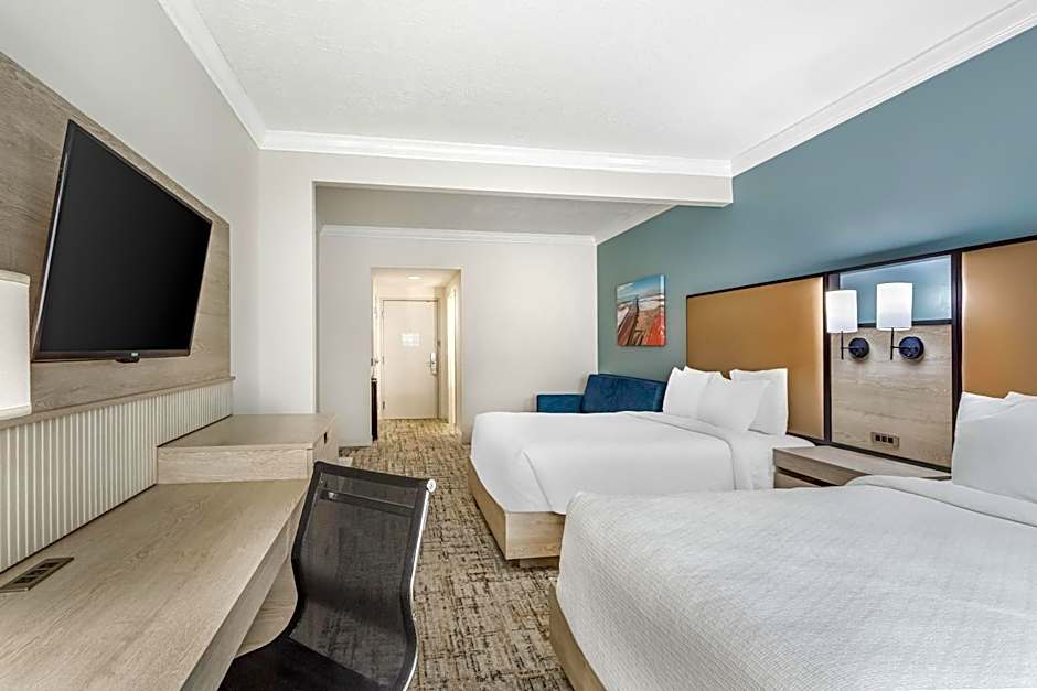 Best Western Plus Airport Inn & Suites