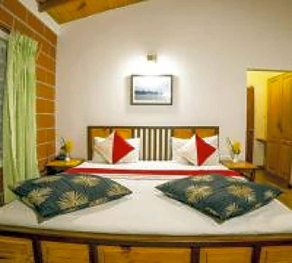 Altius Nest Hotel
