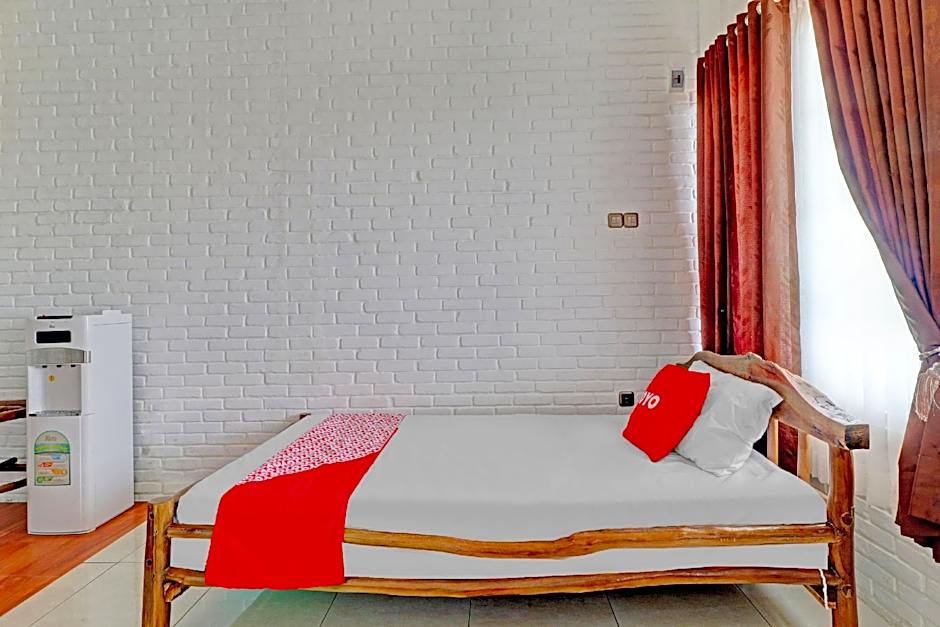 Collection O 90617 Rumah Oma Opa Syariah