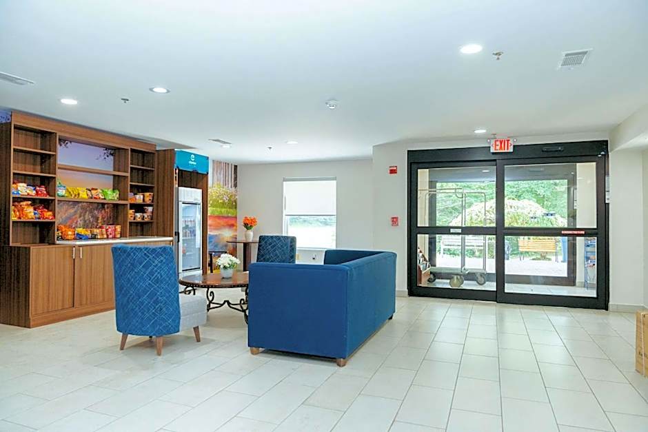 Clarion Pointe - Dillard near Blue Ridge Mountains