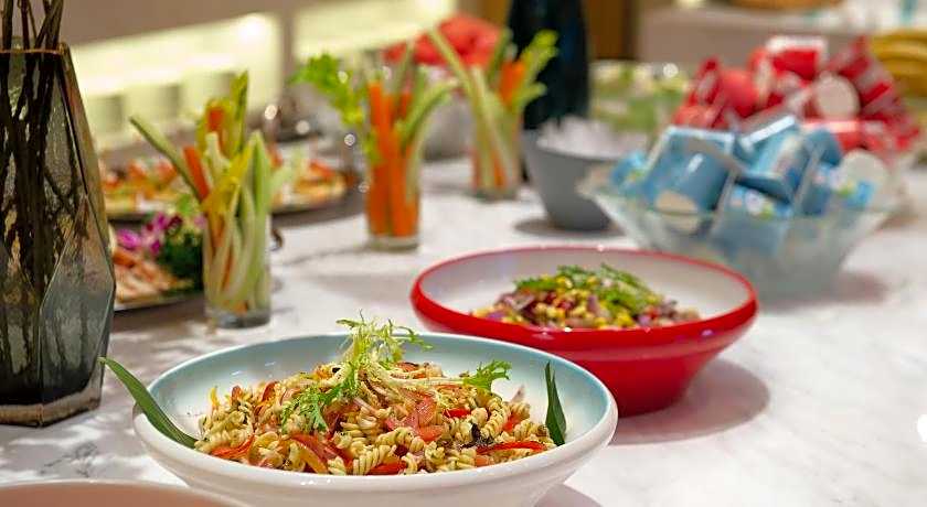 Rezen Select Hotel Guangzhou Baiyun Airport