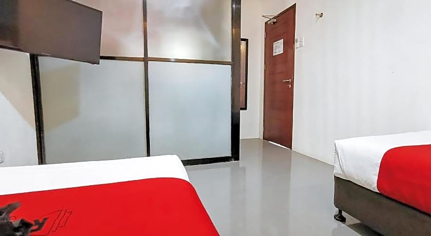 RedDoorz near Trade School Gensan