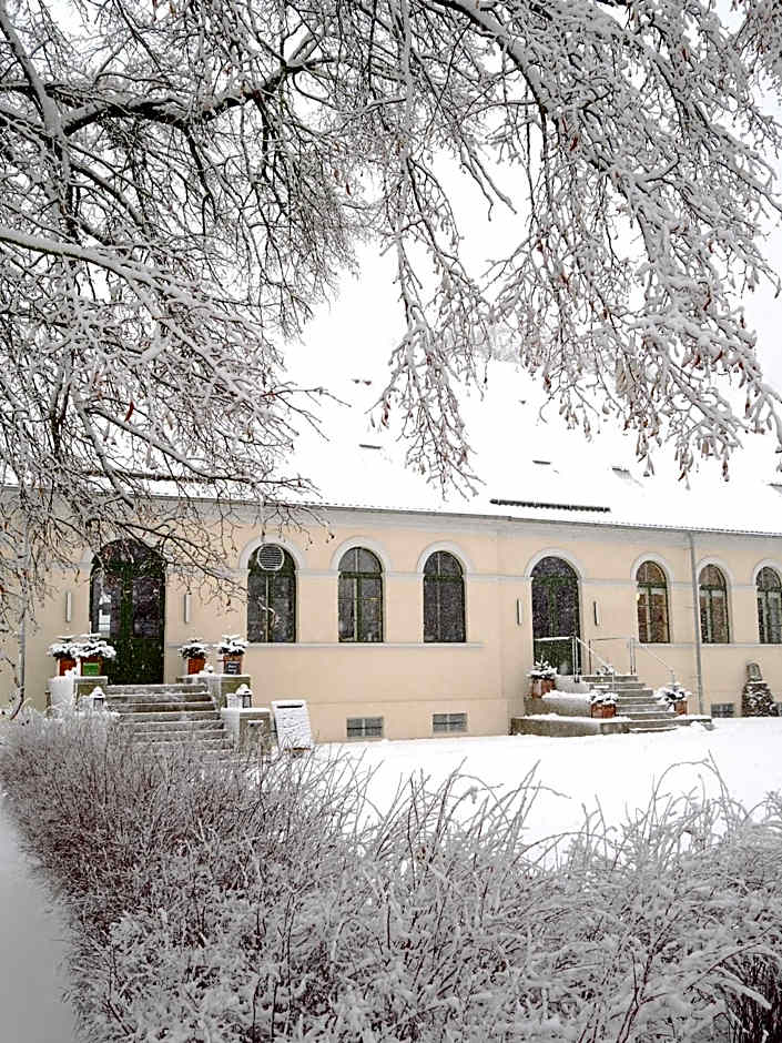 Kavaliershaus Schloß Blücher am Finckenersee