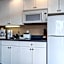 Harbour House at the Inn 307
