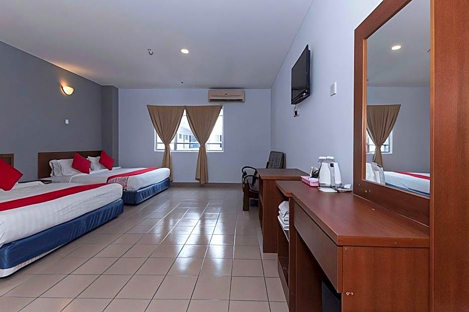 S2 Hotel