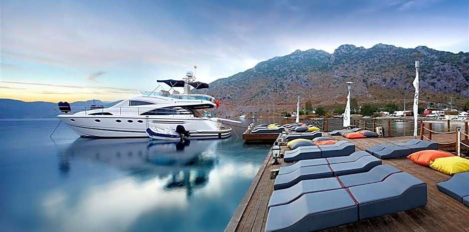 Fİ Light Solto Boutique Beach Hotel
