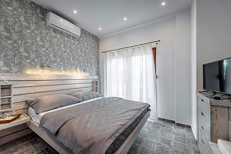 Fészek -Étel és Hotel-