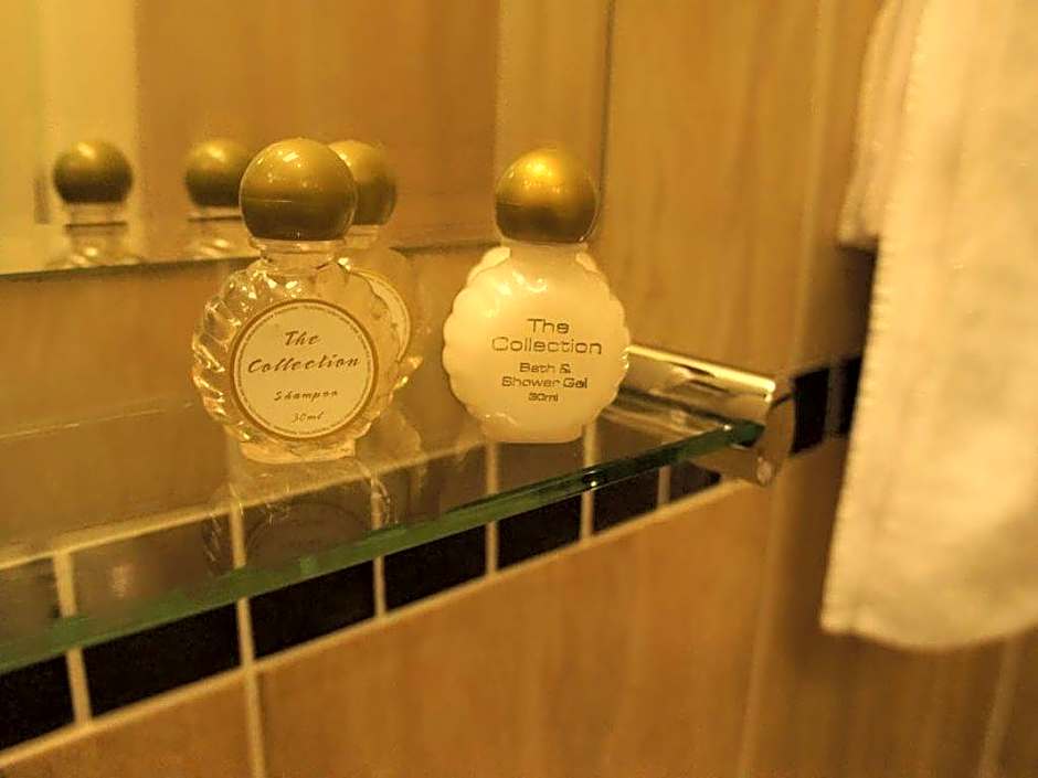Pearl – London