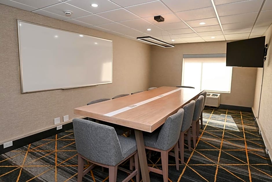 Holiday Inn Cleveland-Mayfield Hotel By IHG