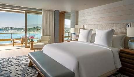 Arion Panoramic King Suite with Sea View