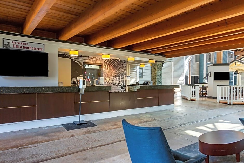 Best Western Plus Como Park Hotel