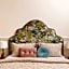 Summerlands - Country Luxe