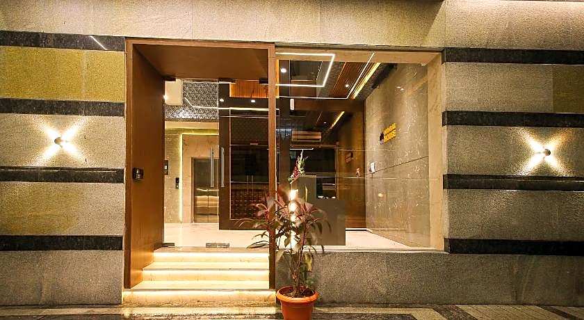 Mumbai House Luxury Apartments Santacruz East