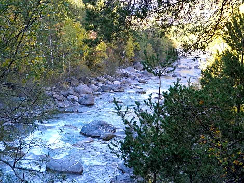 Gîte Auberge Les Terres Blanches de Méolans