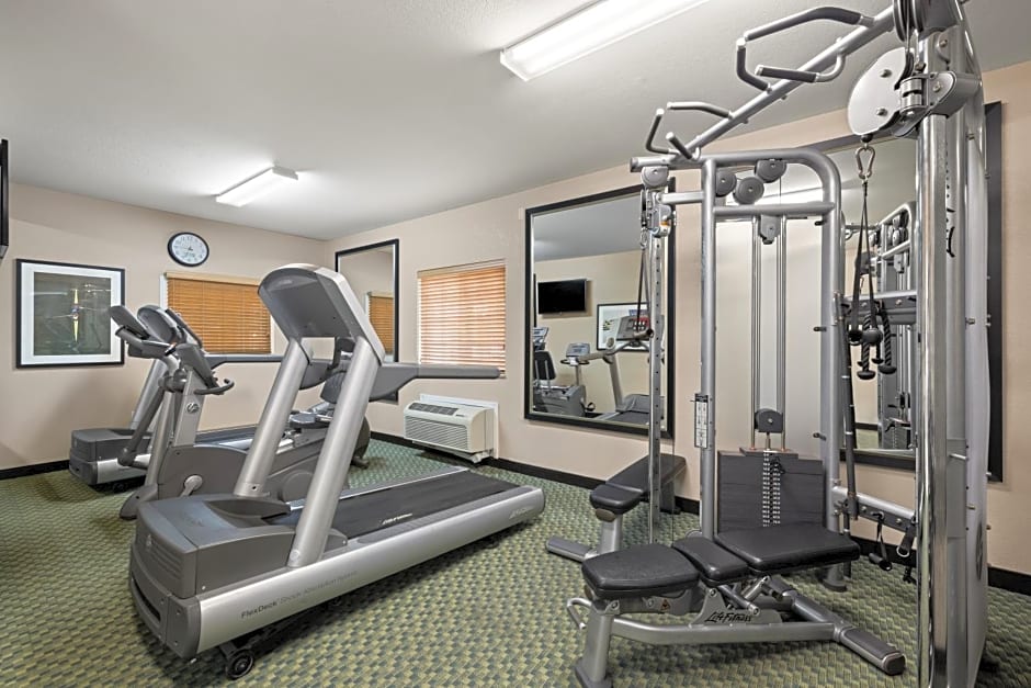 Candlewood Suites Bismarck By IHG