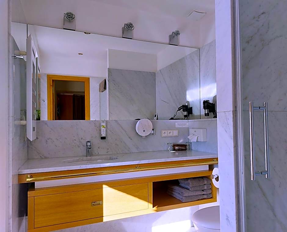 Logis Auberge Les Murets Hotel Restaurant Spa
