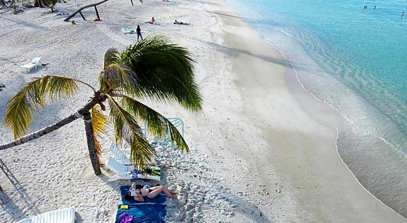 Moodhumaa Inn at Guraidhoo