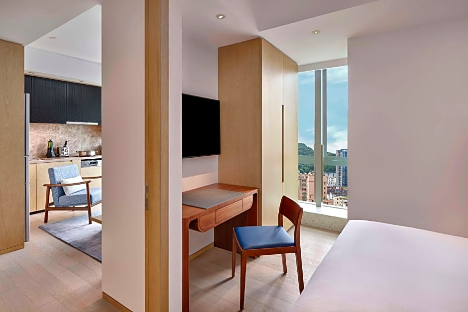 DoubleTree by Hilton Shenzhen Airport Residences