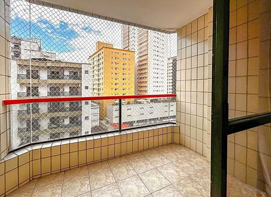 Excelente apto a 170m da Praia da Aviacao SP