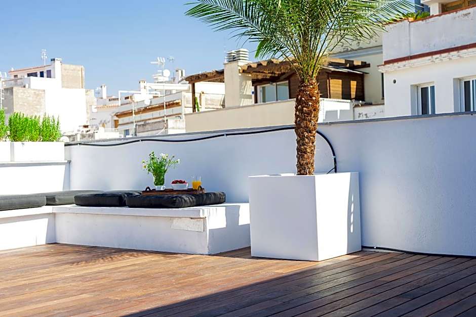 Kare No Apartments by Sitges Group