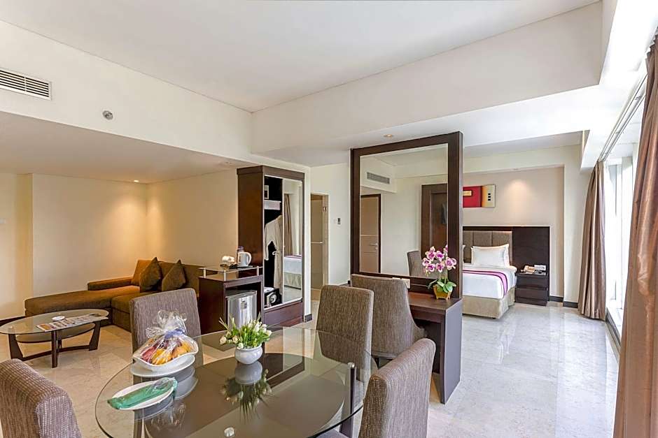 CLARO KENDARI (ex. Grand Clarion Hotel & Convention)