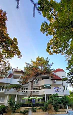 Vida Family Hotel -Top Central Location