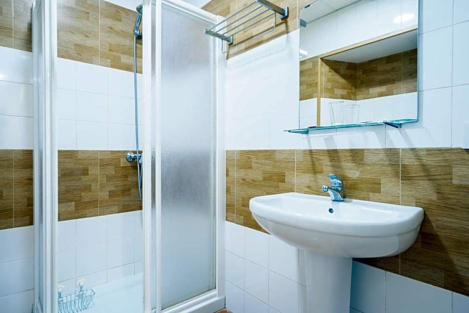 Hotel Carlos V Jerez by Vivere Stays