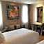 Sri U-Thong Grand Hotel