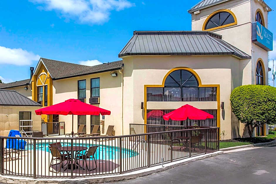 Quality Inn Fort Mill near Carowinds Blvd.