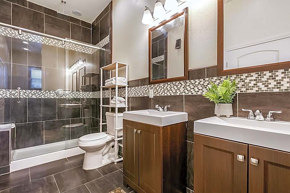 Modern, Spacious Condos with Luxury Amenities