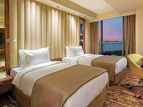 Standard Twin Room with Sea View