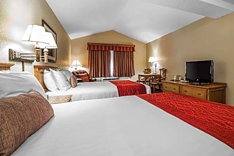 Queen Room with Two Queen Beds - Accessible/Non-Smoking