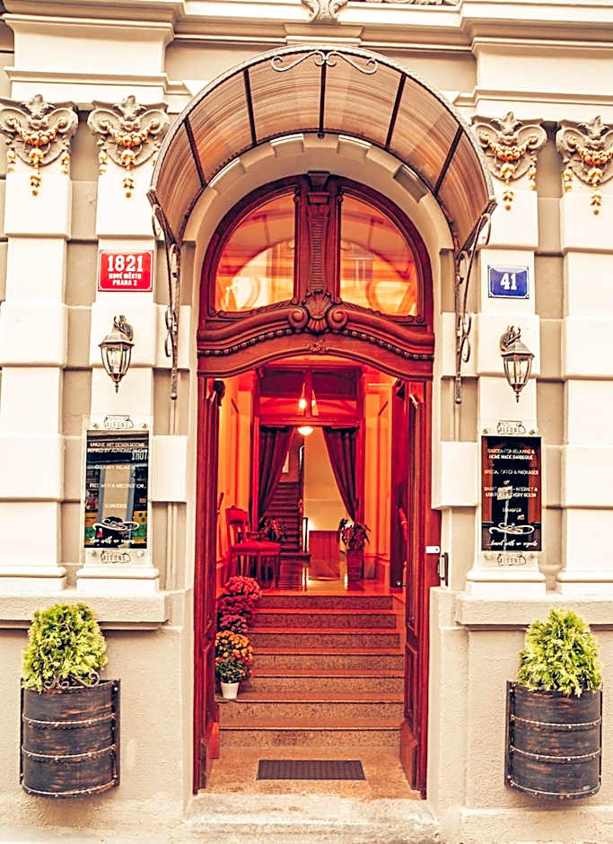 Alfons Boutique Hotel