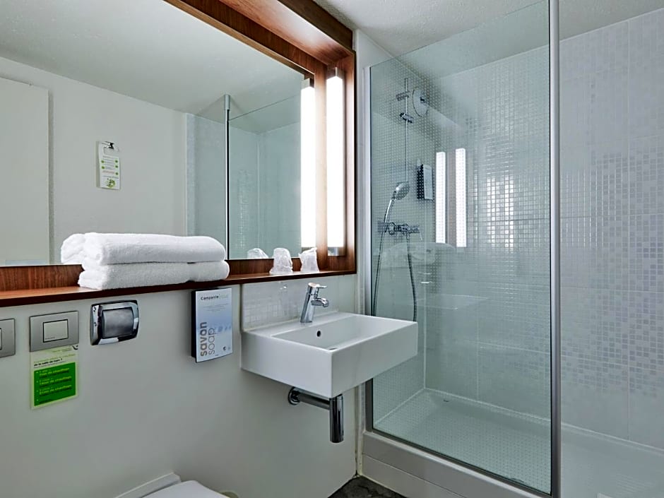 Campanile Roissy - Saint Witz