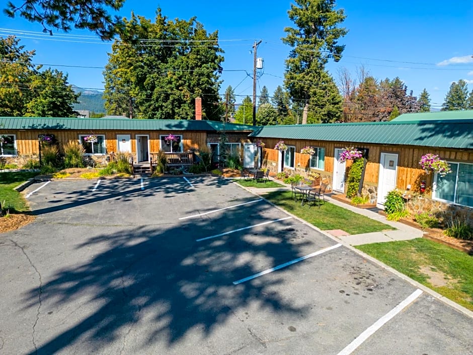 Evergreen Motel
