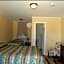 Twin Oaks Motel