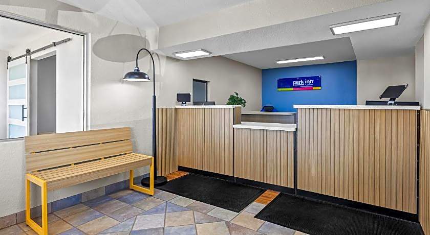 Park Inn by Radisson, Wells