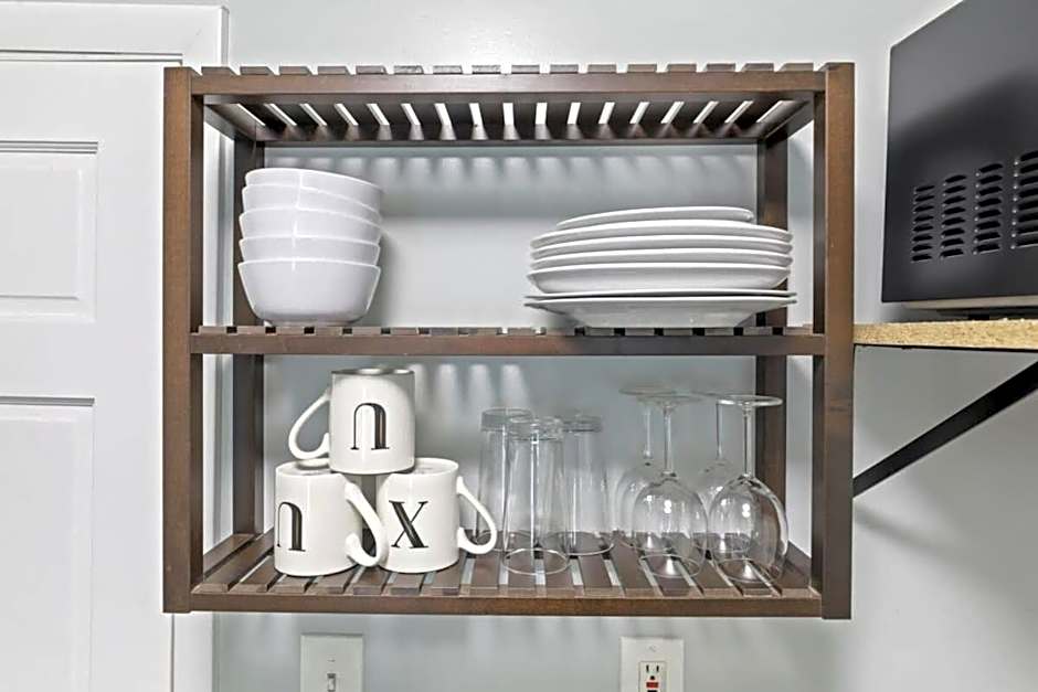 Housepitality - The Restful Studio - Cozy