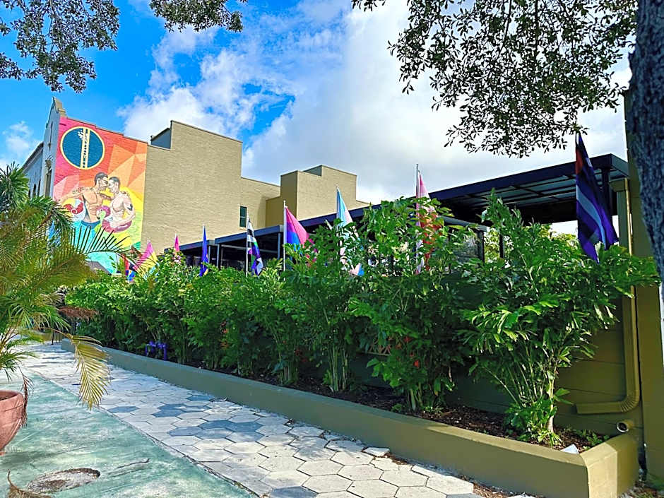 Mari Jean Hotel - All Adults Welcome
