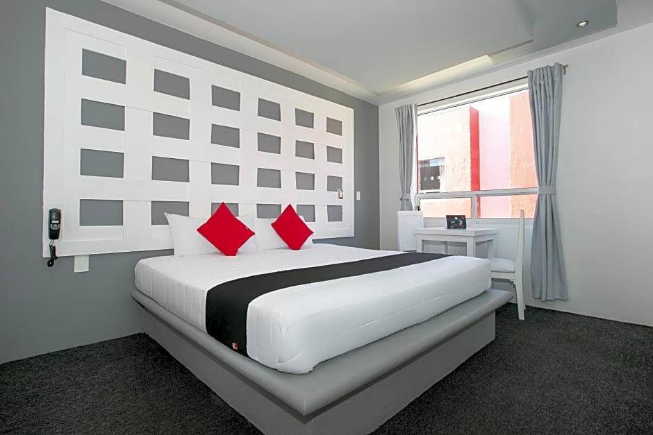 Hotel Euro Confort,Pachuca