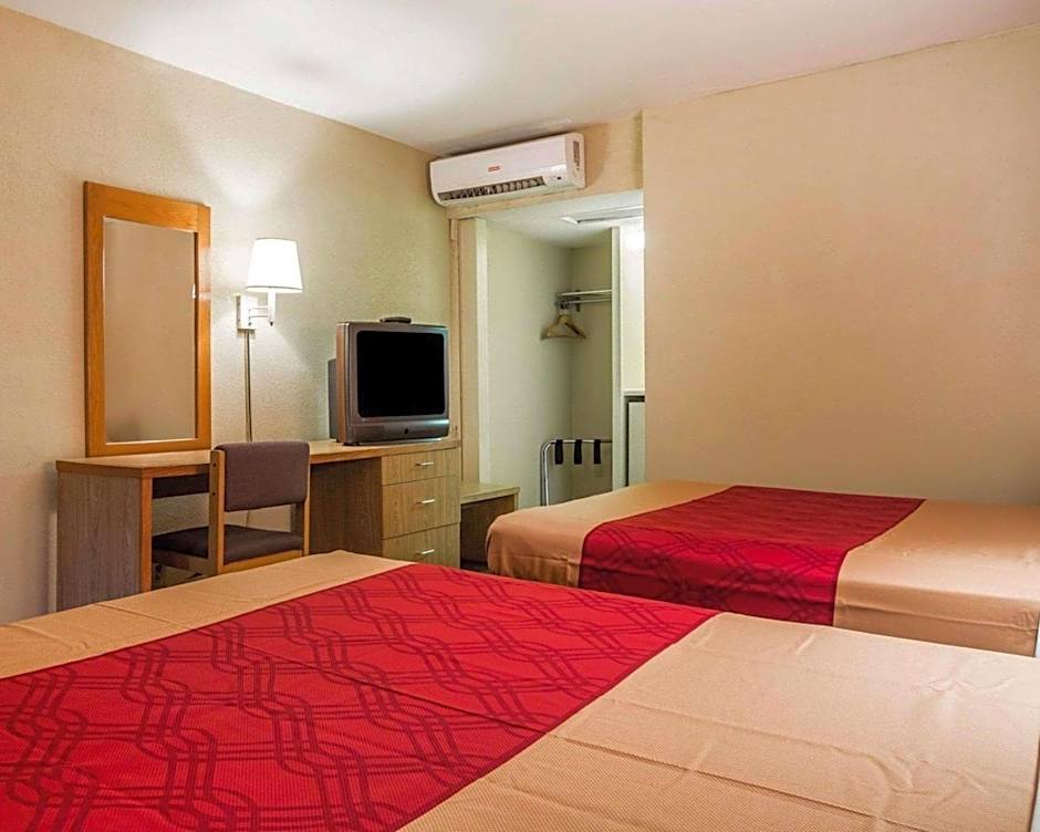 Econo Lodge Atlanta College Park