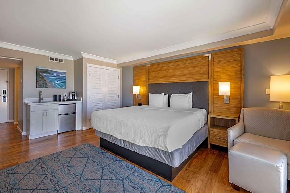 The Encinitan Hotel & Suites