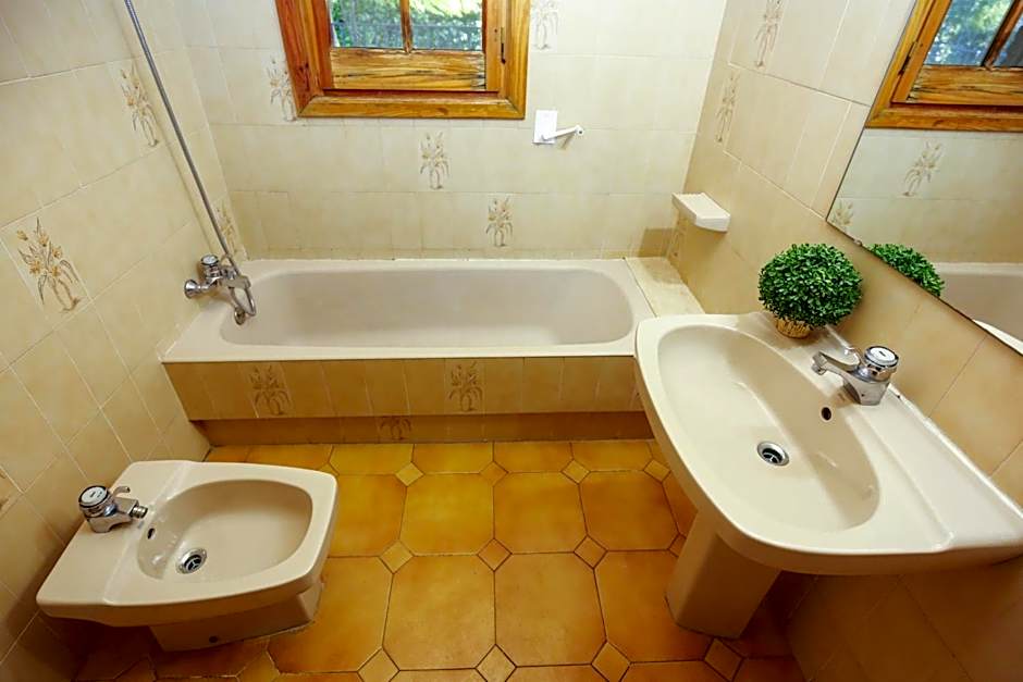 GERANIS VILLA ONLY FAMILIES Planet Costa Dorada