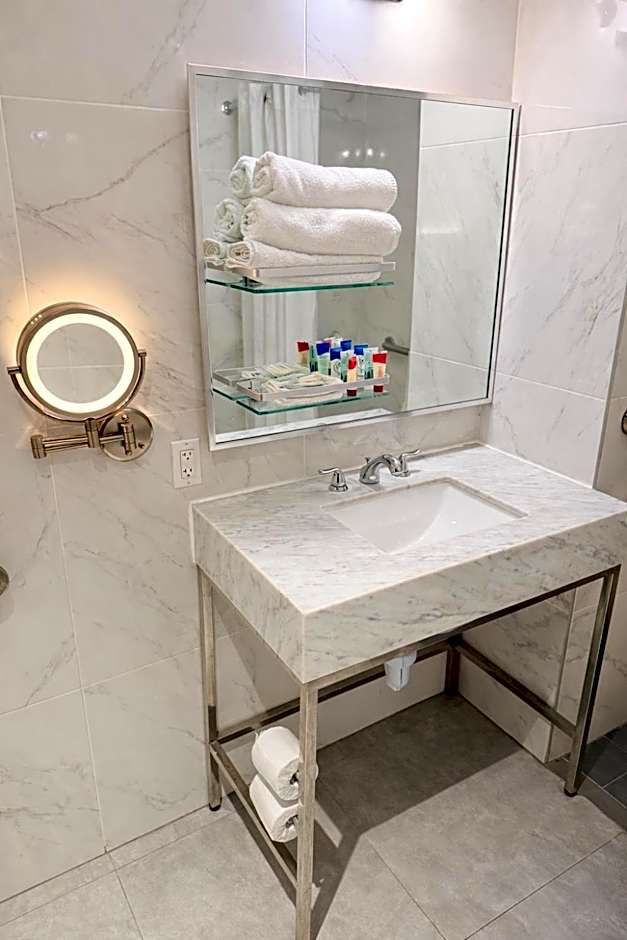 Hotel Mirage Brooklyn