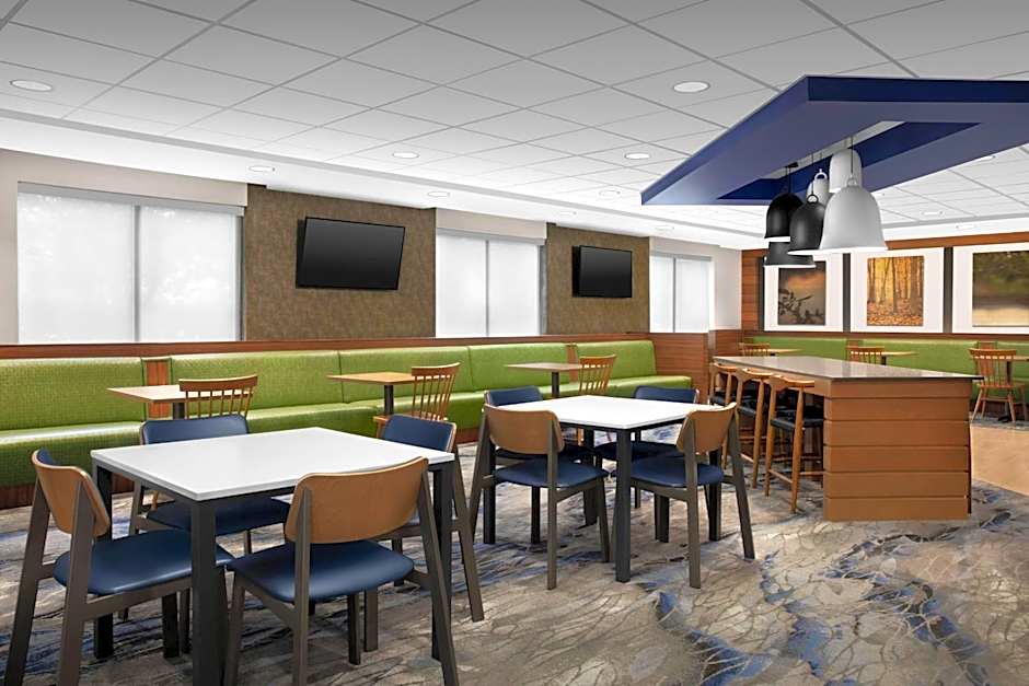 Fairfield Inn & Suites by Marriott at Dulles Airport