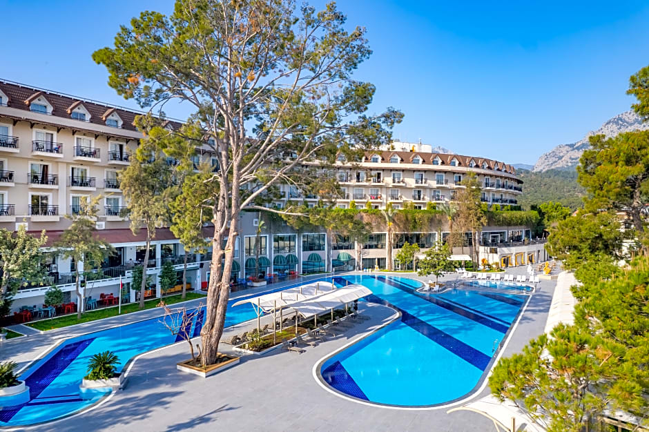 GRAVEL HOTELS SELECT