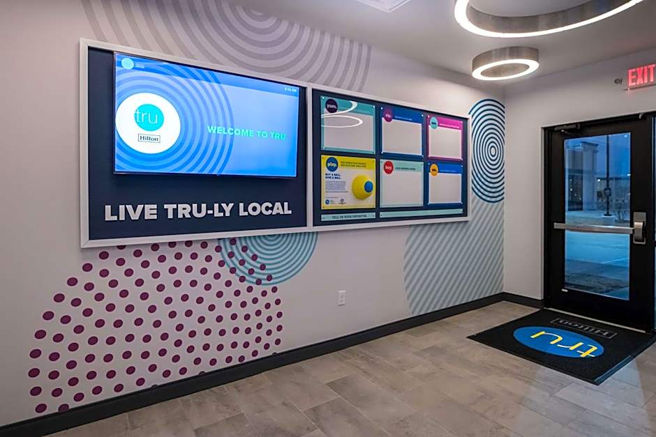 Tru by Hilton Garland, TX