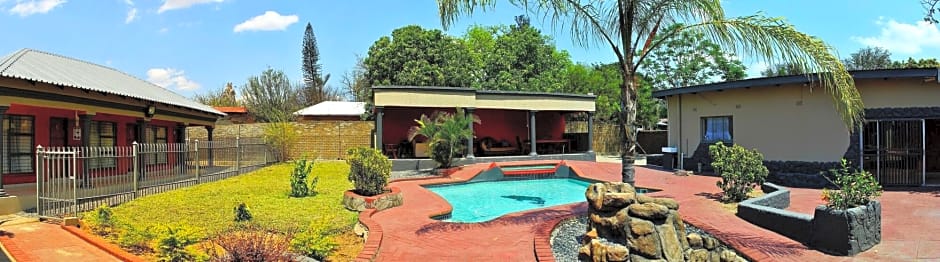 Lapologa Bed And Breakfast